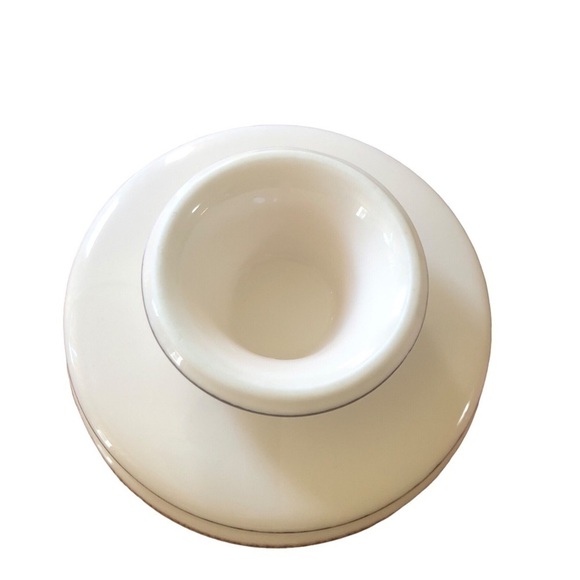 L. Tremain For Butterbell Crock French Provincial Cream Floral Vine Detail 2010 - Picture 4 of 7